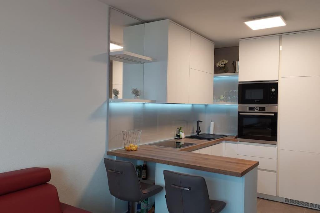 טרוגיר Apartment Vista Oasis With Pool And Terrace מראה חיצוני תמונה